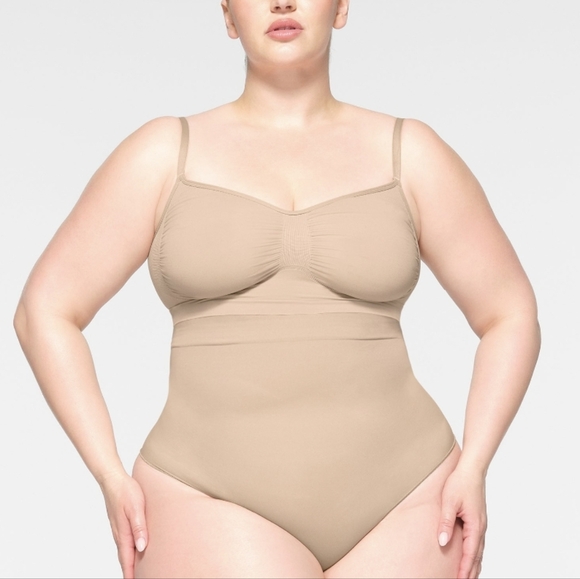 SKIMS Seemless Sculpt Bra Size:Large Mica - Picture 1 of 5